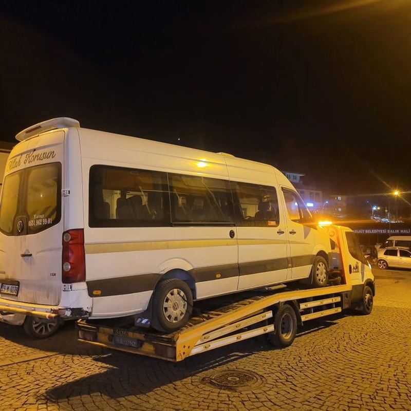 Gece minibüs kurtarma